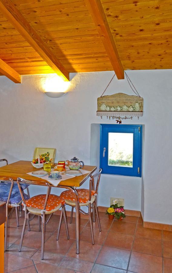 Rustico Colonna House by Gardadomusmea Vesio Exterior foto