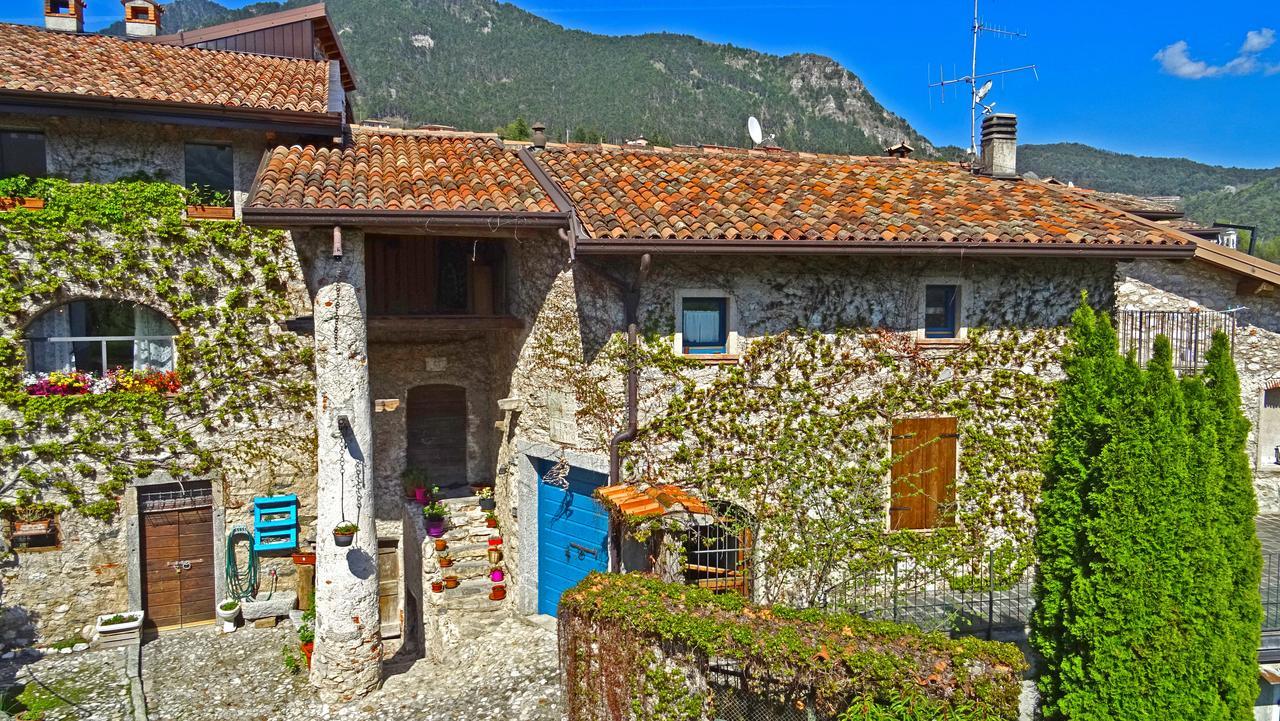 Rustico Colonna House by Gardadomusmea Vesio Exterior foto